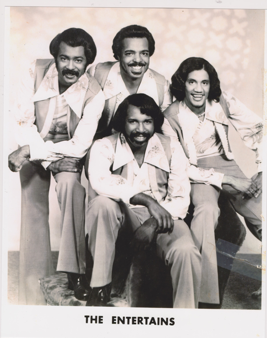 The Entertains - Group Photo